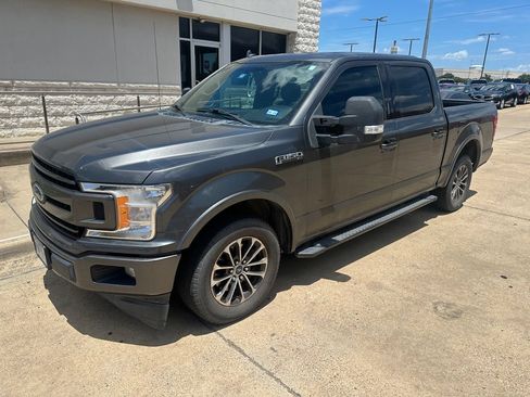 Used 2018 Ford F150 XLT w/ Equipment Group 302A Luxury RWD image 7