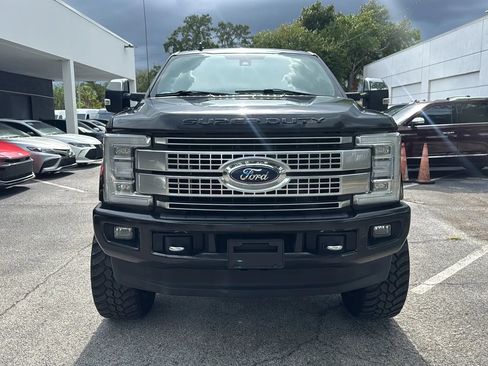 Used 2019 Ford F250 Platinum AWD/4WD image 8