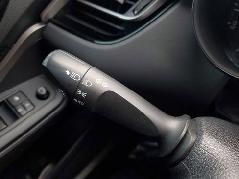 Certified 2021 Toyota C-HR LE image 26