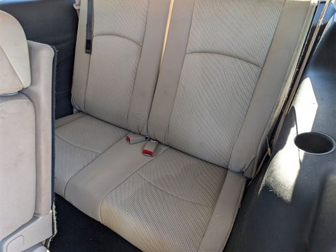 Used 2015 Dodge Journey SXT w/ Flexible Seating Group image 25