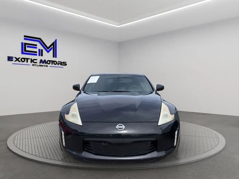 Used 2017 Nissan 370Z Coupe RWD image 8