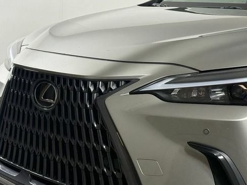 Used 2025 Lexus NX 250 FWD w/ Cold Area Package image 15