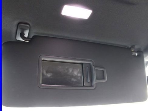 Used 2023 Volkswagen Atlas Cross Sport SE image 49