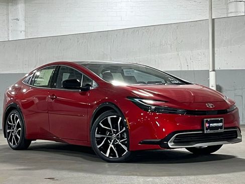 New 2026 Toyota Prius Plug-In Hybrid FWD image 1
