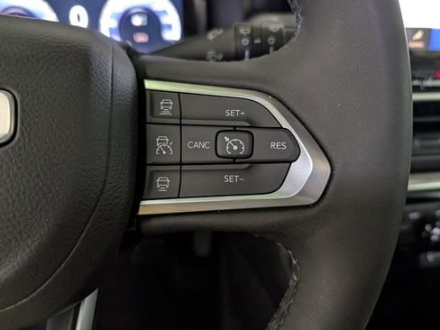 Used 2023 Jeep Compass High Altitude AWD/4WD image 19
