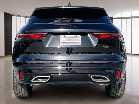 New 2026 Jaguar F-PACE R-Dynamic S image 4