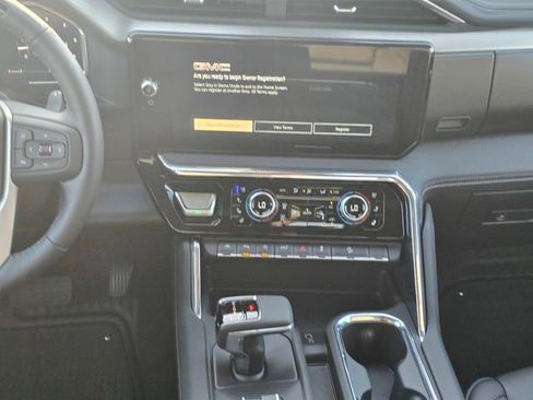 New 2026 GMC Sierra 1500 Denali image 14