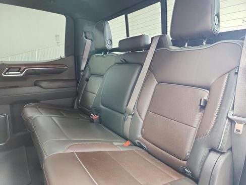 Used 2022 GMC Sierra 1500 Denali AWD/4WD image 11