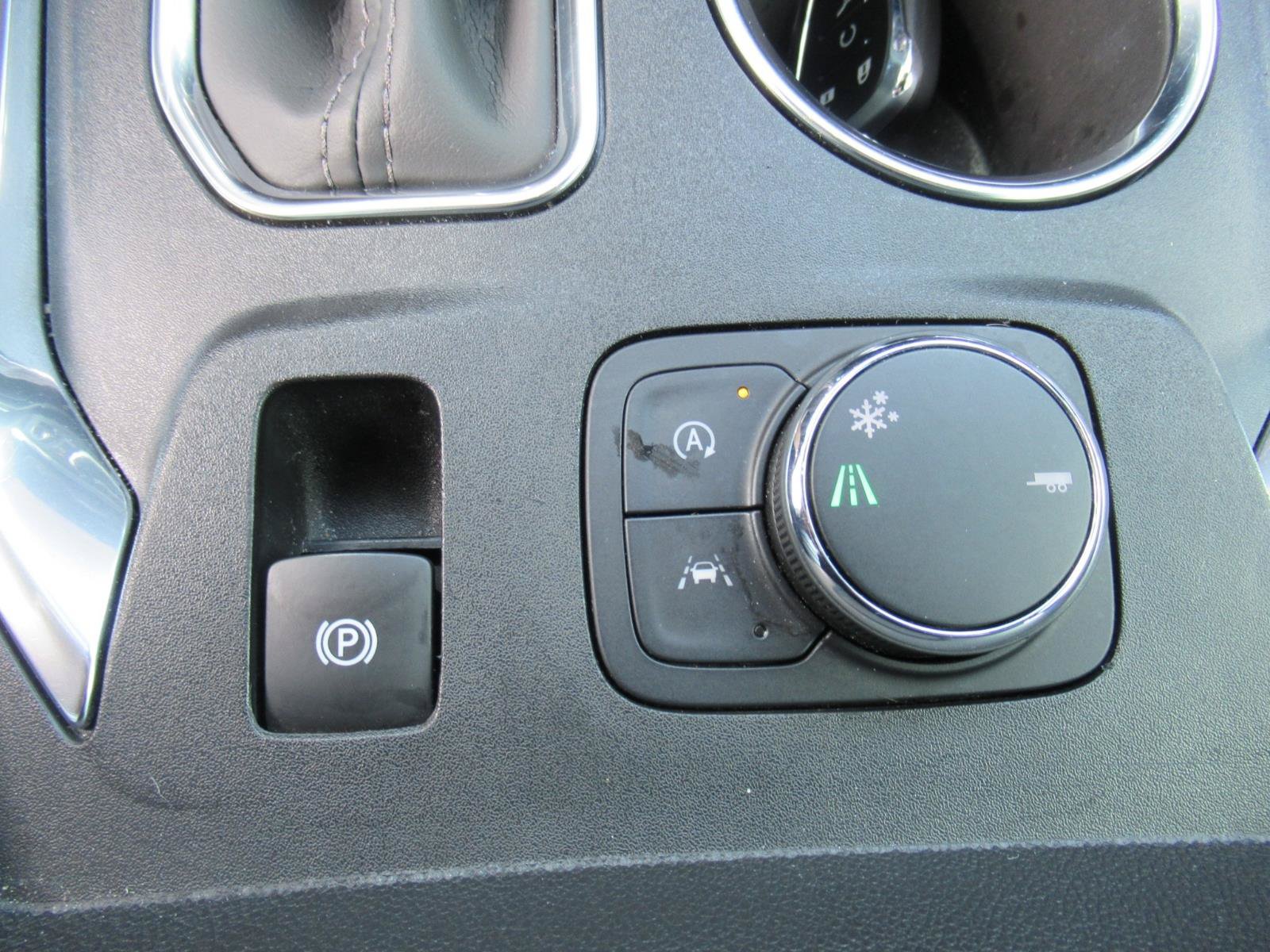 Certified 2023 Chevrolet Traverse High Country FWD image 28