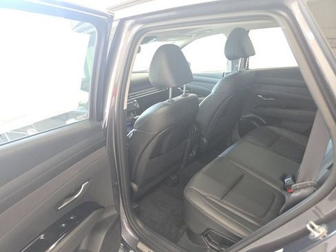 Used 2025 Hyundai Tucson Limited AWD/4WD image 22