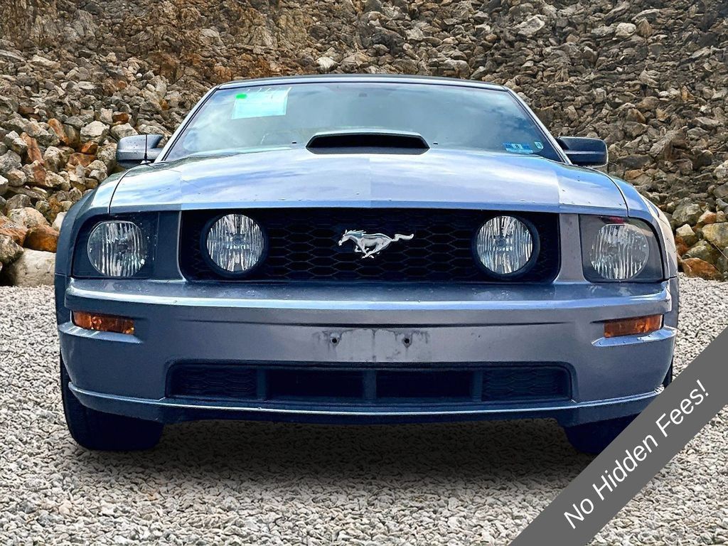 Used 2007 Ford Mustang GT Premium RWD image 3