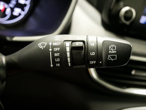 Used 2022 Hyundai Santa Fe SE image 29