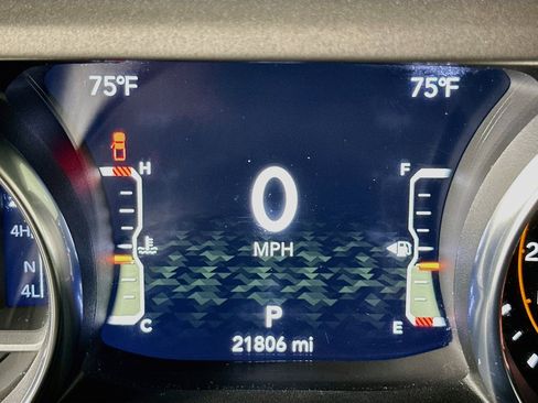Used 2021 Jeep Gladiator Sport AWD/4WD image 18