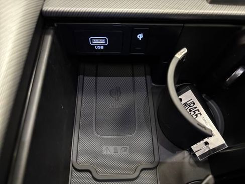 Used 2025 Hyundai Palisade SEL AWD/4WD image 29
