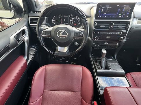 Used 2022 Lexus GX 460 Premium image 11