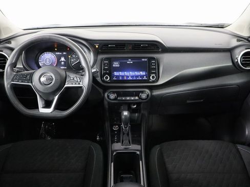 Used 2021 Nissan Kicks SV image 14