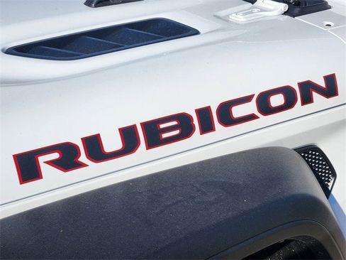 New 2025 Jeep Gladiator Rubicon w/ Safety Group image 8