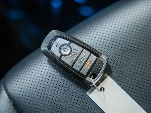 Certified 2023 Ford F150 Lariat w/ Equipment Group 502A High image 54