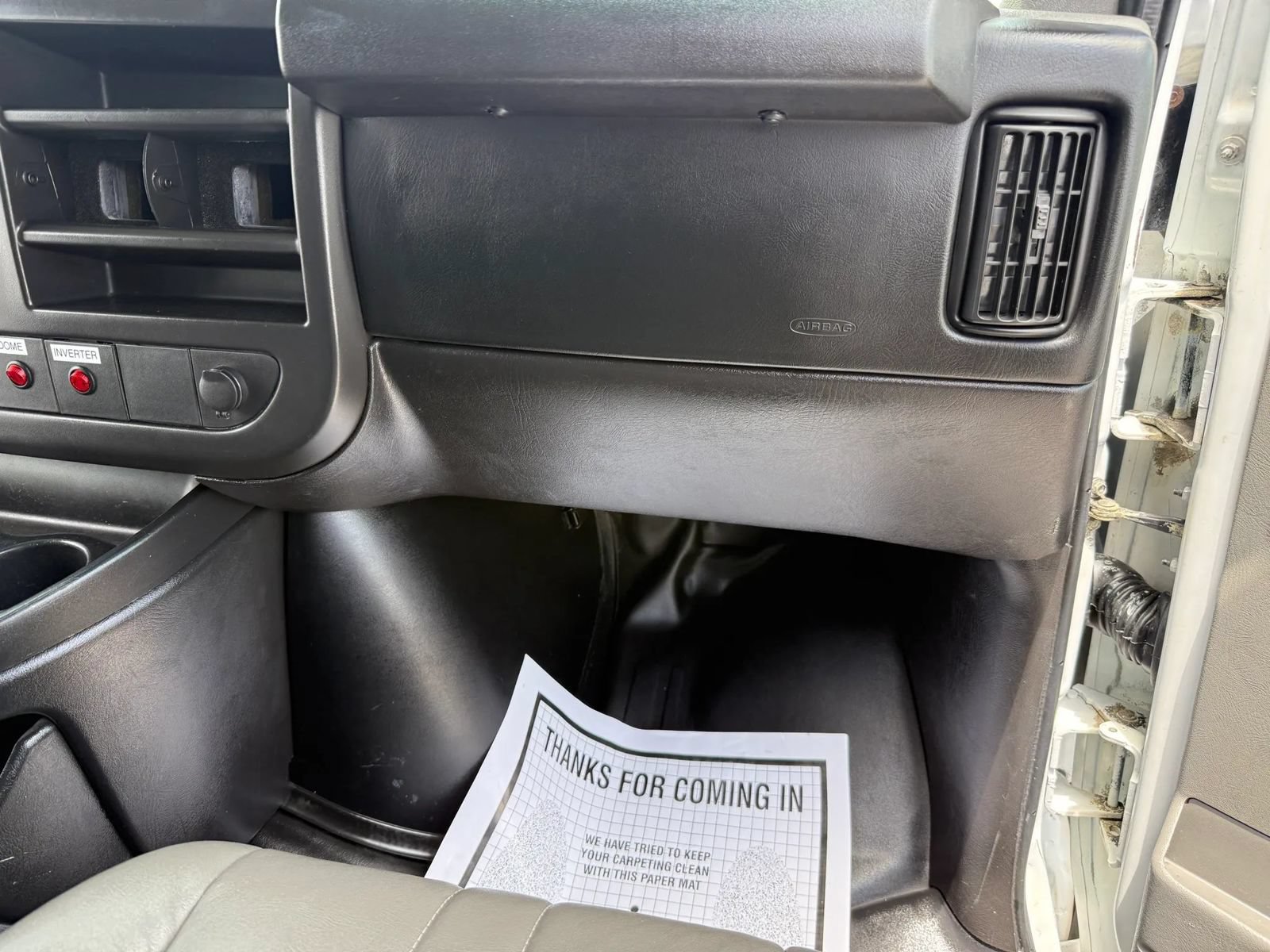 Used 2013 Chevrolet Express 2500 RWD image 29