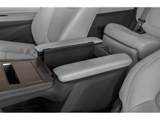 Used 2021 Toyota Sienna Limited FWD image 14
