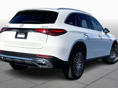 Certified 2025 Mercedes-Benz GLC 300 4MATIC image 12