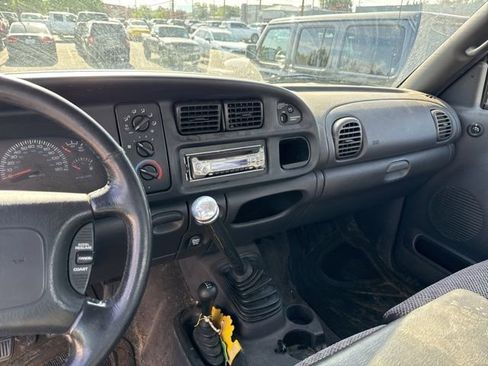 Used 1999 Dodge Ram 2500 Truck 4x4 Quad Cab image 7