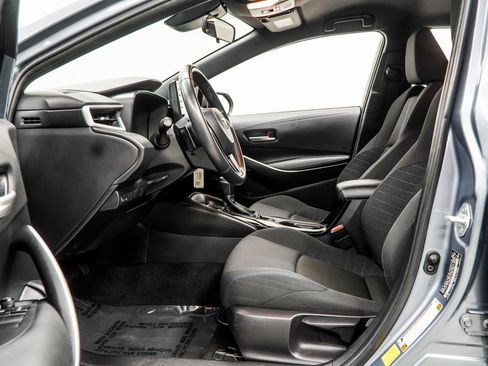 Used 2022 Toyota Corolla SE image 36