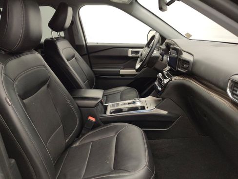 Used 2021 Ford Explorer Limited w/ Equipment Group 301A RWD image 21