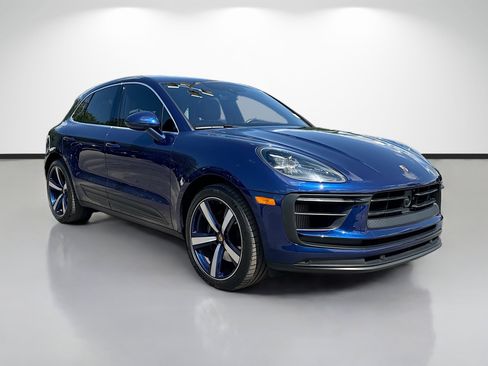 Used 2023 Porsche Macan S AWD/4WD image 1
