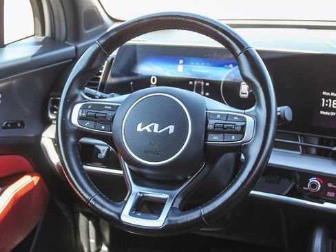 Used 2023 Kia Sportage SX image 17