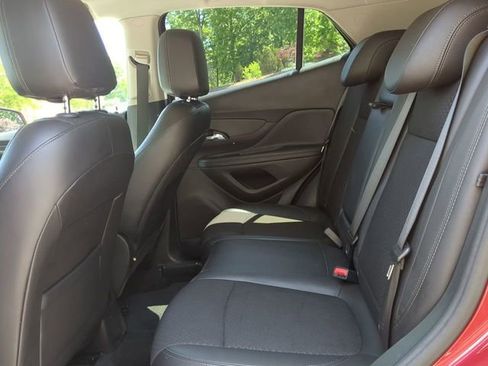 Used 2020 Buick Encore Preferred FWD image 13