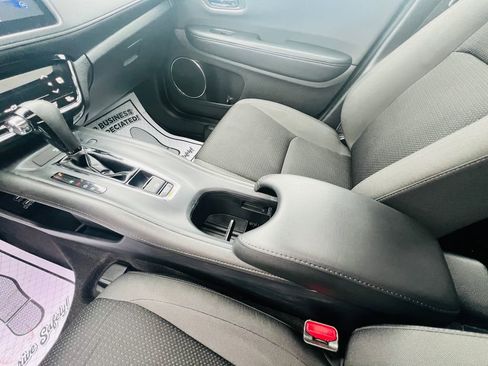 Used 2022 Honda HR-V EX image 16