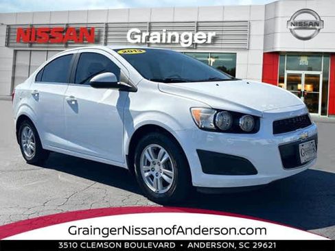 Used 2013 Chevrolet Sonic LT FWD image 1