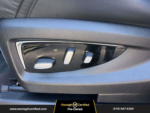 Used 2019 Cadillac Escalade Luxury w/ Escalade Sport Edition image 20