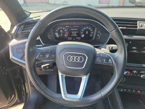 Used 2024 Audi Q3 2.0T Premium w/ Convenience Package AWD/4WD image 29