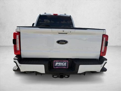 Used 2024 Ford F250 Lariat w/ Lariat Ultimate Package AWD/4WD image 4