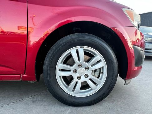 Used 2014 Chevrolet Sonic LT FWD image 35