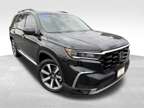 Certified 2023 Honda Pilot Elite image 1