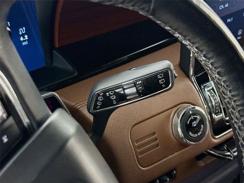 Used 2023 Lincoln Navigator Reserve AWD/4WD image 7