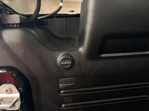 Used 2023 Jeep Wrangler Unlimited Rubicon 4xe AWD/4WD image 32