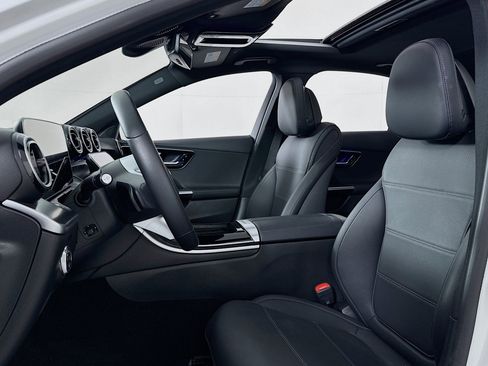 Certified 2025 Mercedes-Benz C 300 Sedan image 17