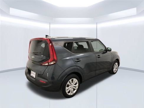 Used 2020 Kia Soul LX FWD image 8