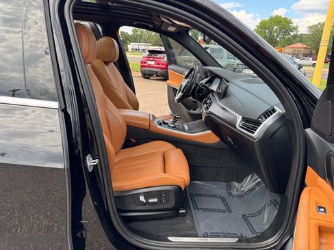 Used 2022 BMW X5 xDrive40i w/ Premium Package AWD/4WD image 28