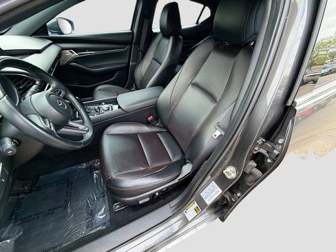 Used 2019 MAZDA MAZDA3 AWD Hatchback w/ Premium Pkg image 24