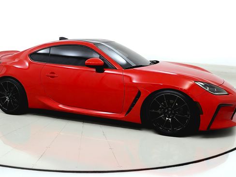 Used 2023 Toyota GR86 Premium RWD image 8