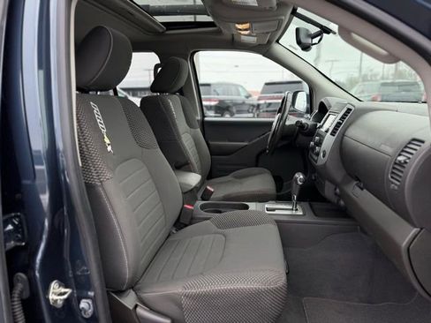 Used 2018 Nissan Frontier PRO-4X image 20