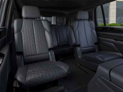 New 2026 Cadillac Escalade IQ Sport 1 w/ LPO, ONYX Package image 18