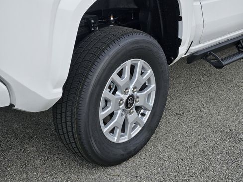 New 2026 Toyota Tacoma SR5 AWD/4WD image 8