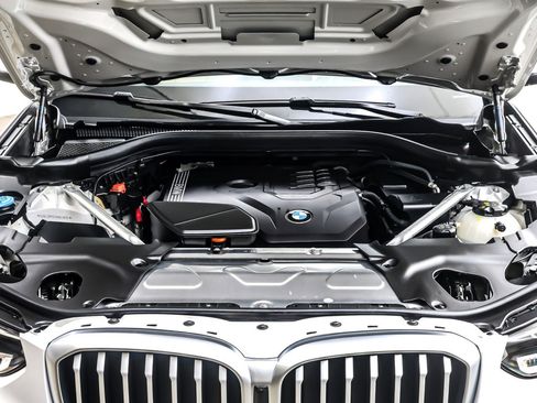 Used 2024 BMW X3 sDrive30i w/ Premium Package image 12