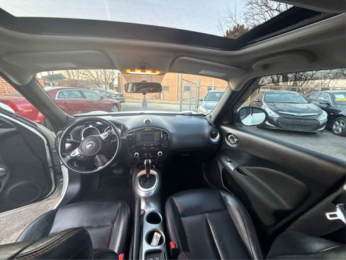 Used 2011 Nissan Juke SL image 24